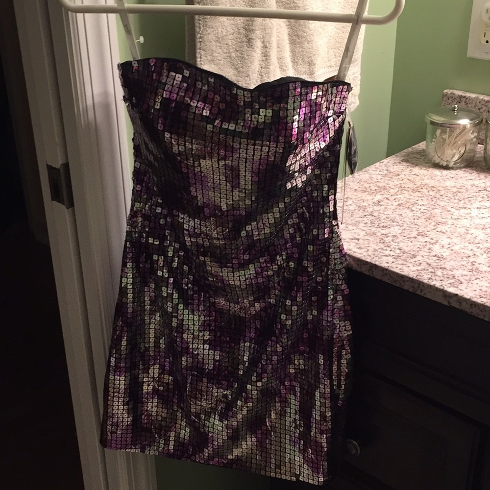 Sparkle dress ready! - Picture 1 of 1